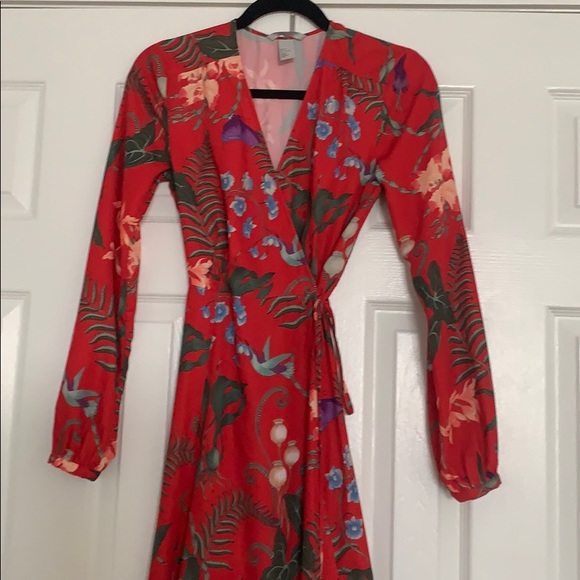 Dress - Picture 2 of 4